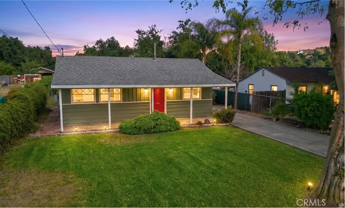 Exterior of 824 N Oakway Ave in San Dimas, CA 91773